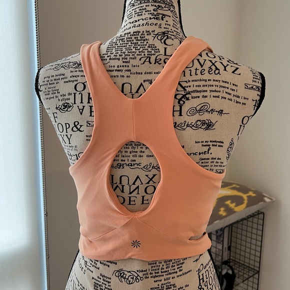 Athleta Conscious Crop Cut Out Bra - Picture 3 of 6